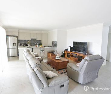 15 Galah Drive - Photo 2