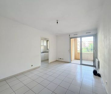 CAGNES SUR MER (Val Fleuri) / 2 pièces de 36m² avec terrasse, pkg e... - Photo 5