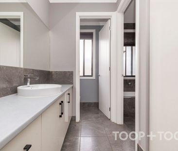 3-Bedroom Comfort & Style - Photo 5