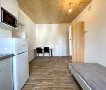 Platzsparend & stilvoll - 1-Zimmer-Dachgeschosswohnung in Lustenau - Photo 2