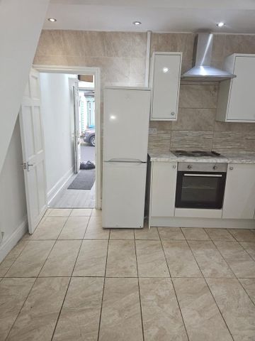 2 bedroom house to rent - Photo 4