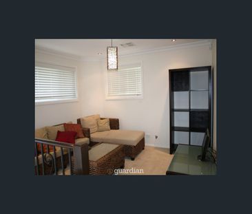 Impressive family home - Photo 6