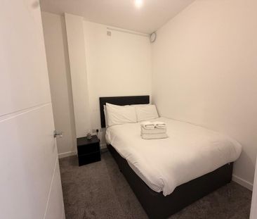 2 bedroom apartment to rent - Photo 4