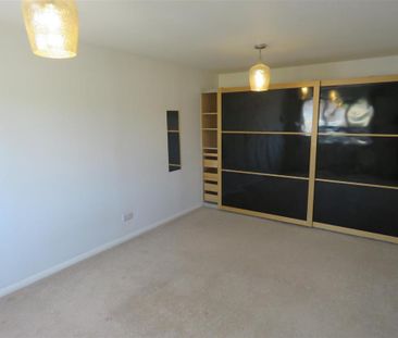 Property to rent - Photo 5