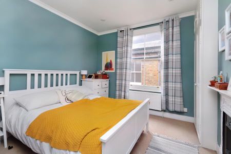 2 bedroom maisonette to rent - Photo 3