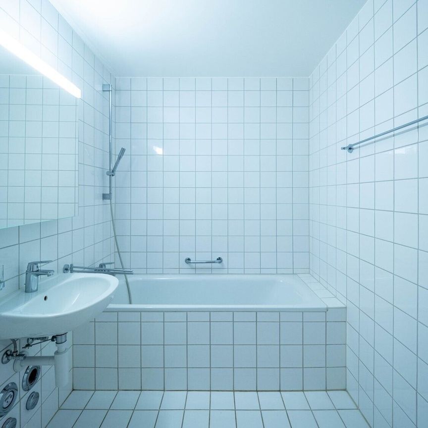 2.5 room apartment with terrace! - Photo 1