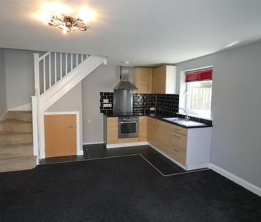1 bedroom terraced house to rent - Photo 2
