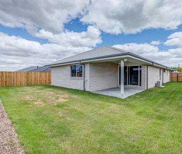 Brand New Family Home - Park Lane Estate! - Photo 5