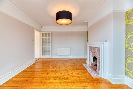 3 bedroom semi-detached house to rent - Photo 5