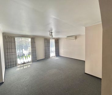 1/12 Oriel Road, Ivanhoe - Photo 1