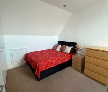 Master bedroom having ensuite in barking- £950 pcm - Photo 1