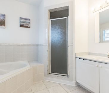 For Lease - 32 Pavin Crescent, Caledon, Ontario - Photo 3