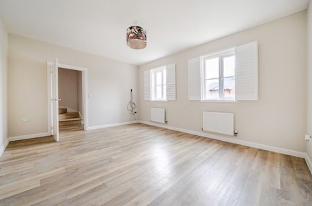 4 bedroom terraced house to rent - Photo 2