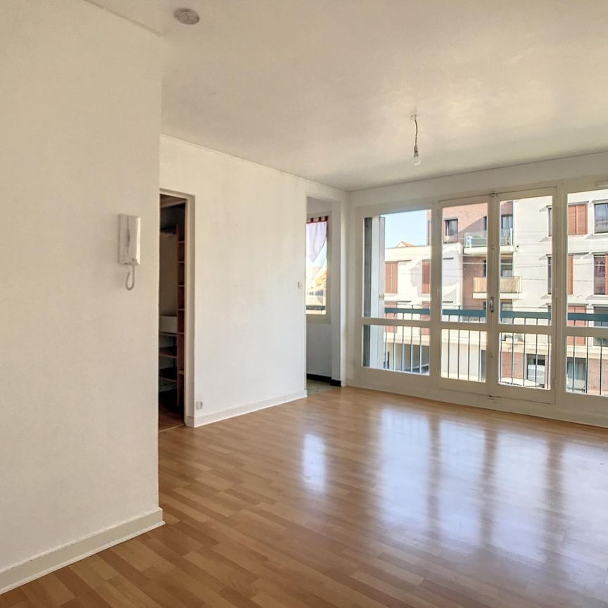 Location Appartement 1 pièce 26m² TROYES 10000 - Photo 1