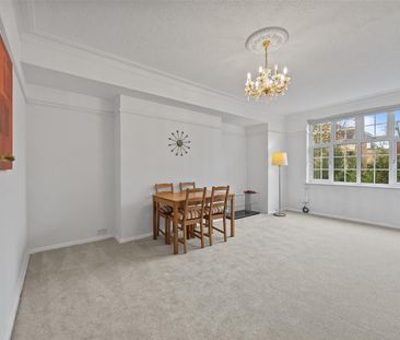 Acol Road, South Hampstead, London - Photo 2