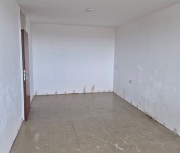Helle 2-ZKB-Wohnung (nur mit vorhandenem Wohnberechtigungsschein) z... - Foto 1