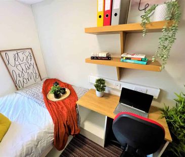 Deluxe En-Suite - Photo 6