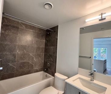 For Lease - 8 Manor Road Unit# 204, Toronto, Ontario - Photo 2