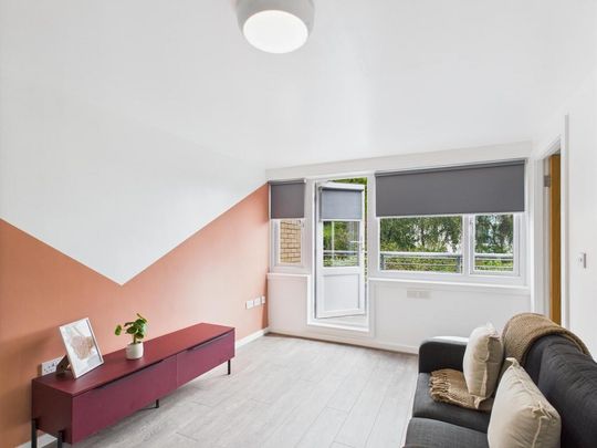 1 bedroom flat to rent - Photo 1