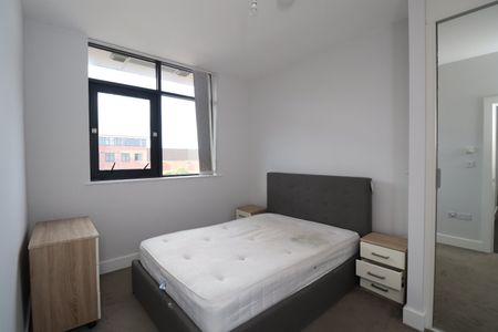 2 bedroom apartment to rent - Photo 4