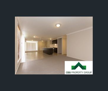 STYLISH, MODERN & SPACIOUS HOME - Photo 1