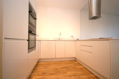 Station Road, 2 Bedroom Unfurnished Modern Apartment, Milngavie – Available 23/12/2024 - Photo 2