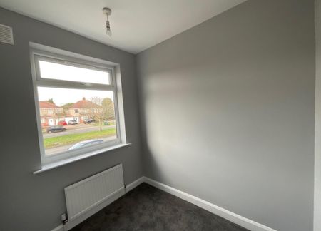 4 bedroom house - end terrace to rent - Photo 4