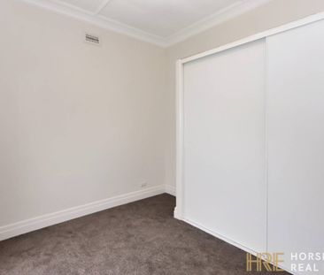 New carpet and Paint - 4 Bedroom Home - Central - Photo 4