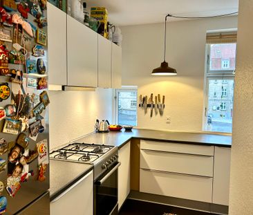 Rummelig og superflot 3 værelses lejlighed på attraktiv beliggenhed... - Photo 4