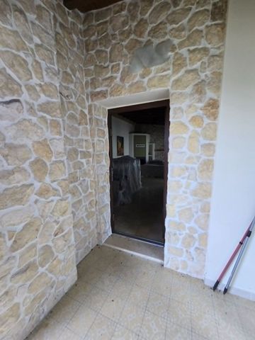 Μονοκατοικία για ενοικίαση Κέντρο (Ωραιόκαστρο) - Photo 3