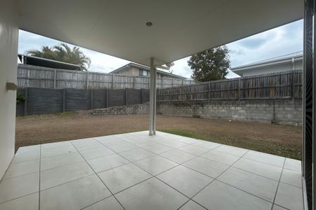 67 Daintree Boulevard - Photo 3