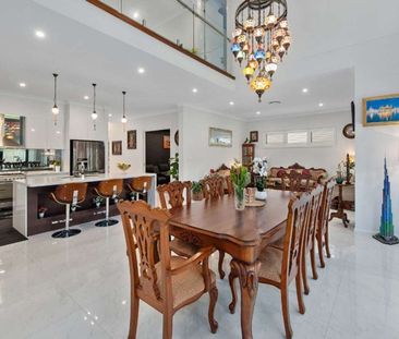 A Rare, Extravagant Spacious Home, Prime Location - Photo 4