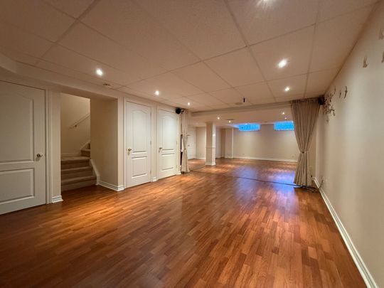 For Lease - 2 Kentsdale Drive, South of Baseline to Knoxdale, Ontario - Photo 1