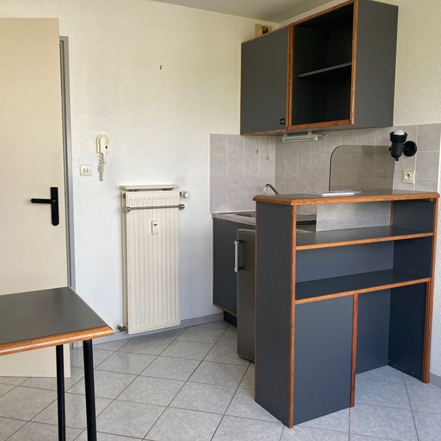 Location Appartement 1 pièce 19m² BESANCON 25000 - Photo 1