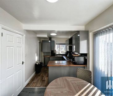 Wellhouse Lane, Mirfield, WF14 - Photo 2