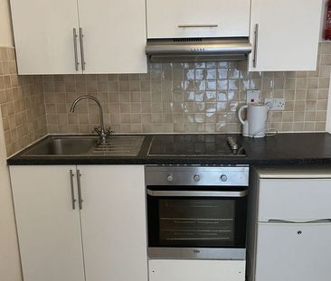 Flat 6, 2 Conyngham Road, Dublin 8, Co. Dublin, D08 E971 - Photo 5