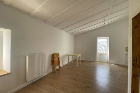 Studio à louer - Photo 2