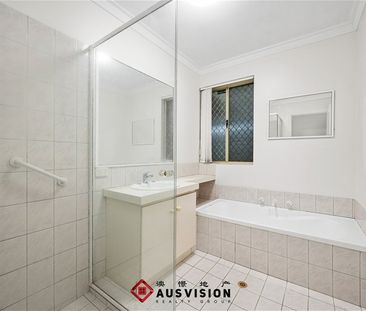 Charming 3-Bedroom Villa Near Curtin University and Westfield Carousel - Photo 4