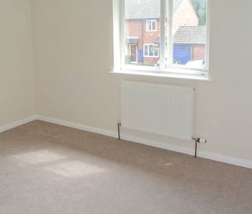 2 bedroom Terraced for rent - Photo 6