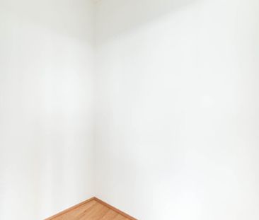 Lichtdurchflutete Dachgeschosswohnung mit beeindruckendem Panoramab... - Photo 1