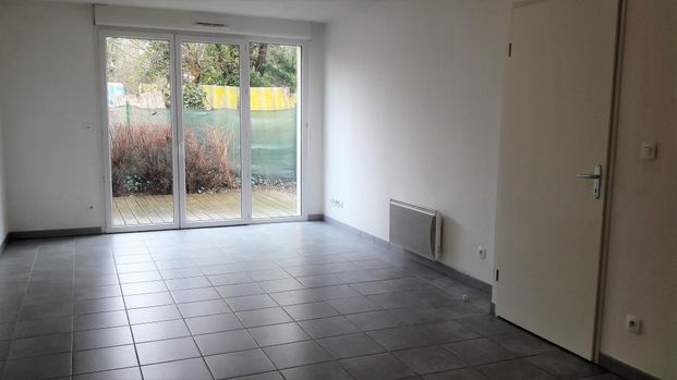 location Appartement T3 DE 68.35m² À CEPET - Photo 1