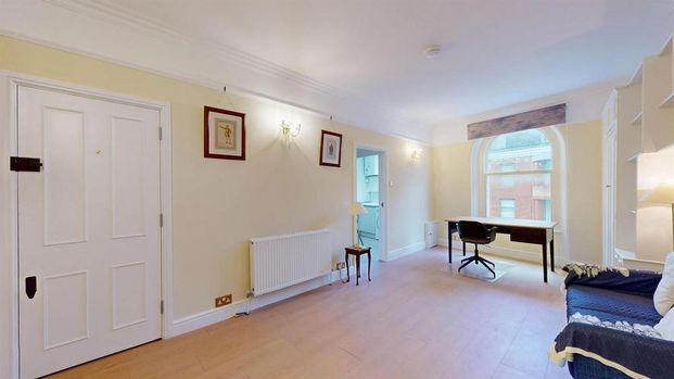 Studio to rent - Photo 1