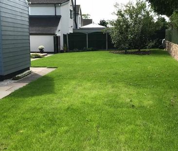 4 bedroom detached house to rent - Photo 5