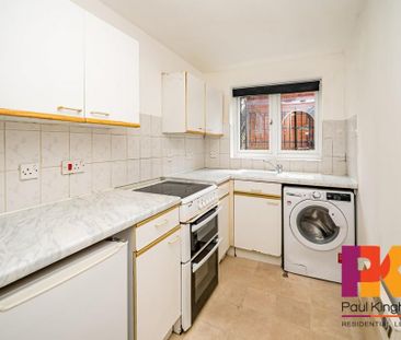 Studio to rent - Photo 6