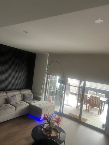 Schofields - Photo 2