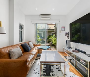 Fully equipped executive/student apartment - Photo 3