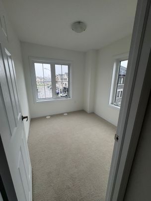 For Lease - 199 Melody Lane, Thorold, Ontario - Photo 1