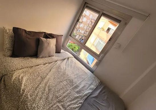 Carrer de Sant Lluís Bertran, Torrent, Valencian Community 46900