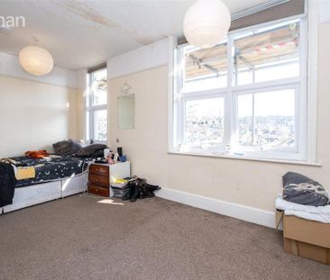 4 bedroom terraced house to rent - Photo 4