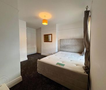 31 Glenvarlock Street, Belfast, BT5 5GS - Photo 5